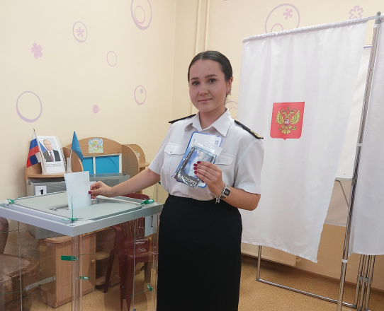 Итоги досрочных выборов Губернатора Калининградской области будут утверждены завтра на заседании Избирательной комиссии Калининградской области, а пока мы расскажем несколько интересных фактов о прошедшей кампании